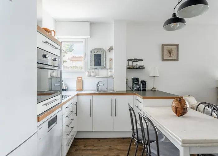 Appartement Le Kalliste Par Dodo A *