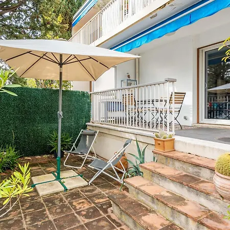 Le Kalliste Par Dodo A Каси